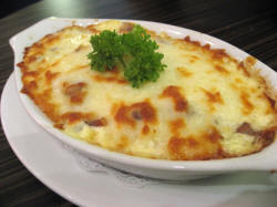 http://theheritagecook.com/wp-content/uploads/2010/06/baked-rice-in-au-gratin-photobucket1.jpg