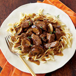 http://img4-3.myrecipes.timeinc.net/i/recipes/ck/10/01/steaktips-peppered-gravy-ck-l.jpg